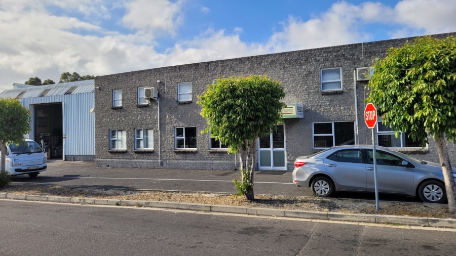 To Let commercial Property for Rent in Maitland Western Cape